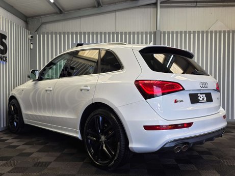 Audi SQ5 3.0 BiTDI V6 SUV 5dr Diesel Tiptronic quattro Euro 5 (s/s) (313 ps) 40
