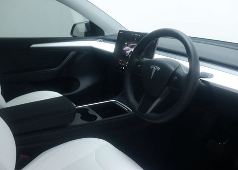 Tesla Model Y Model Y Long Range AWD 4WD 5dr 33