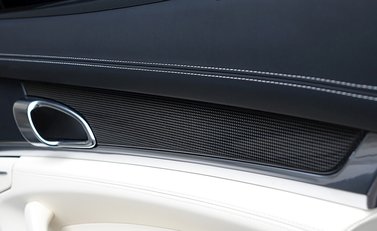 Porsche Panamera Turbo 13