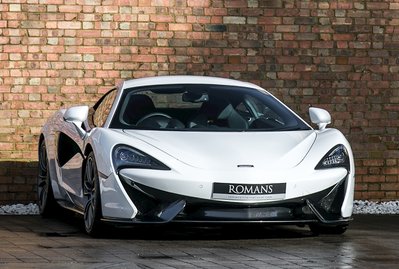 McLaren 570S 