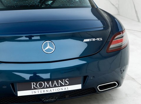 Mercedes-Benz SLS AMG 21