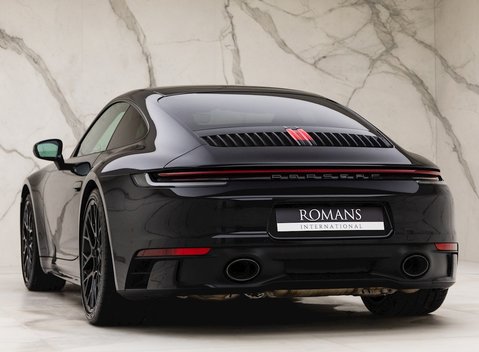 Porsche 911 Carrera S (992) 3