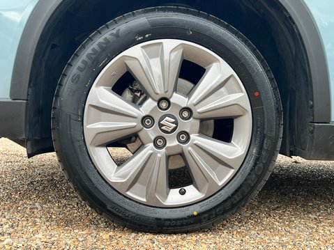 Suzuki Vitara SZ-T BOOSTERJET MHEV 4