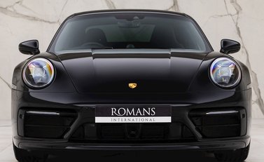 Porsche 911 Carrera S (992) 4