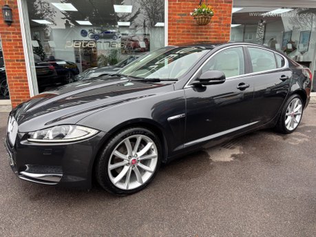 Jaguar XF 3.0d V6 Premium Luxury Saloon 4dr Diesel Auto Euro 5 (s/s) (240 ps) 7