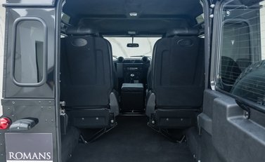 Land Rover Defender 90 XS 41