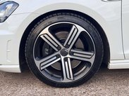 Volkswagen Golf 2.0 Golf R DSG 4WD 5dr 54