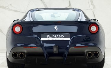 Ferrari F12 Berlinetta 5