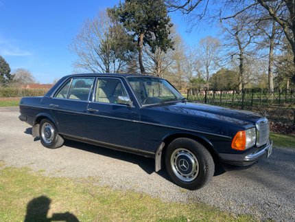 Mercedes-Benz W113 230e 1
