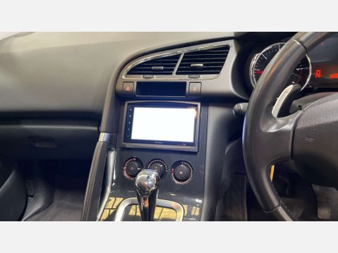 Peugeot 3008 1.6 e-HDi Active SUV 5dr Diesel EGC Euro 5 (s/s) (115 ps) 12