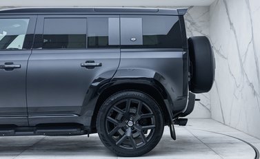 Land Rover Defender 110 V8 CARPATHIAN EDITION 34