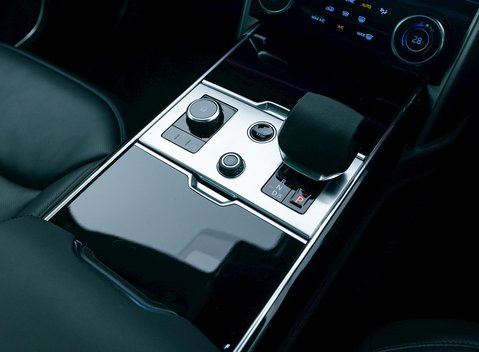 Land Rover Range Rover D350 Autobiography LWB 7 Seater 18