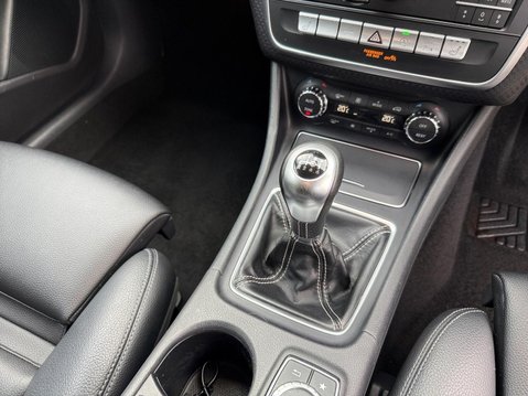 Mercedes-Benz A Class 1.5 A180d Sport (Executive) Euro 6 (s/s) 5dr 21