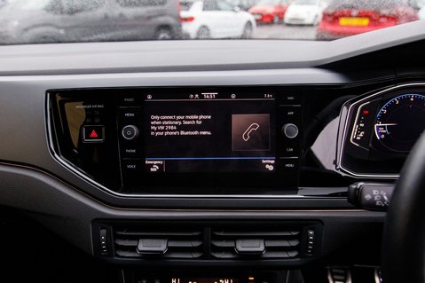 Volkswagen Polo R-LINE TSI 27