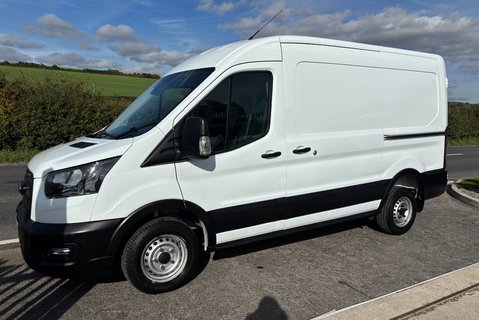 Ford Transit 310 L2 H2 Leader with Air Con / Sat Nav / Heated Seats 1