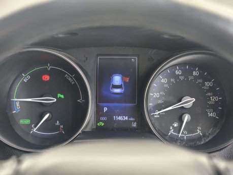 Toyota C-HR 1.8 VVT-h Design SUV 5dr Petrol Hybrid CVT Euro 6 (s/s) (122 ps) 24