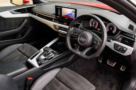 Audi A5 TFSI S LINE MHEV