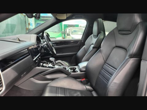 Porsche Cayenne V6 39