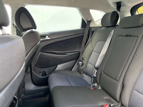 Hyundai TUCSON 2.0 Tucson SE Nav Blue Drive 2WD CRDi 5dr 47