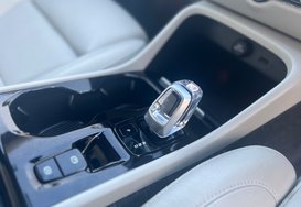 Volvo XC40 2.0 T4 INSCRIPTION PRO AUTO PETROL 25