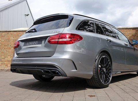 Mercedes-Benz C63 S Estate 2