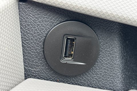 Vauxhall Movano F3500 L2 H1 125 ps Cdti Single Cab Tipper - Air Con 24