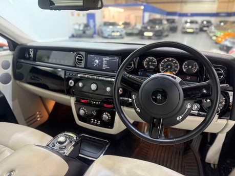 Rolls-Royce Phantom 6.7 V12 Saloon 4dr Petrol Auto Euro 5 (453 bhp) 