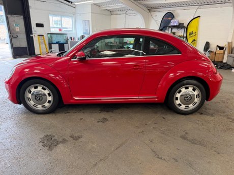 Volkswagen Beetle 2.0 TDI BlueMotion Tech Design Euro 6 (s/s) 3dr 5
