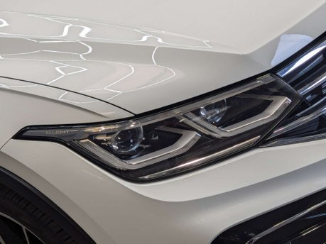Volkswagen Tiguan 1.5 Tiguan R-Line TSi Semi-Auto 5dr 27