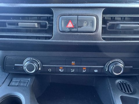 Vauxhall Combo 1.5 Combo 2300 Sportive TD S/S 14
