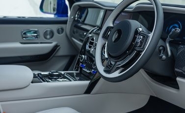 Rolls-Royce Cullinan Series II BLACK BADGE 13