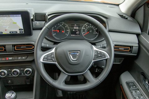 Dacia Sandero Stepway PRESTIGE TCE 15