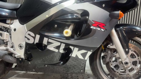 Suzuki GSXR 600 1999 SRAD GOOD RUNNING PROJECT BIKE 600CC SPORT 26