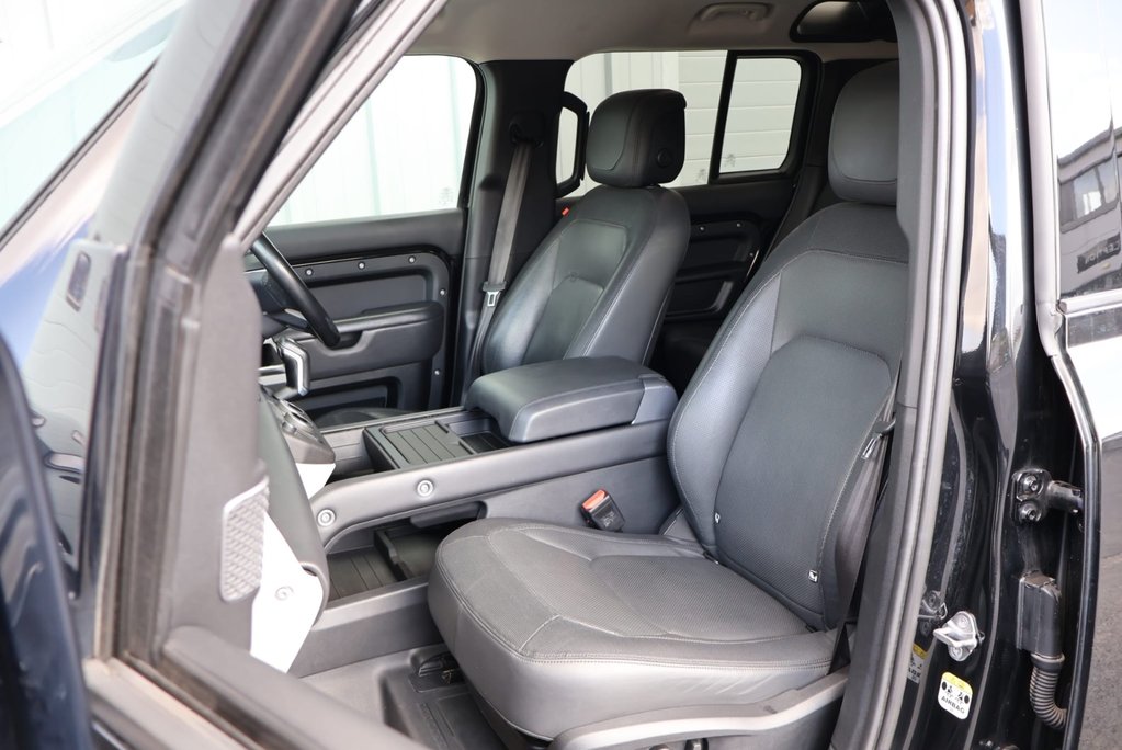 Land Rover Defender 110 D300 HARD TOP X-DYNAMIC HSE MHEV URBAN WIDE TRACK EDTION REAR SEATS FITTED 30
