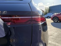 Jaguar F-Pace 2.0 D200 MHEV R-Dynamic Black SUV 5dr Diesel Auto AWD Euro 6 (s/s) (204 ps) 19