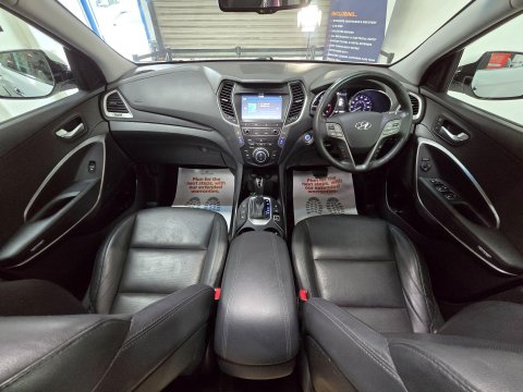 Hyundai SANTA FE 2.2 CRDi Blue Drive Premium SE Auto 4WD Euro 6 (s/s) 5dr (7 Seat) 3