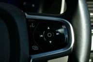 Volvo XC90 2.0 XC90 + B5 MHEV AWD Auto 4WD 5dr 48