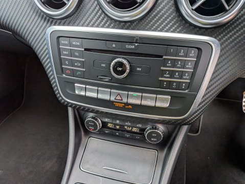 Mercedes-Benz A Class 2.1 A200d AMG Line (Premium) 7G-DCT Euro 6 (s/s) 5dr 12