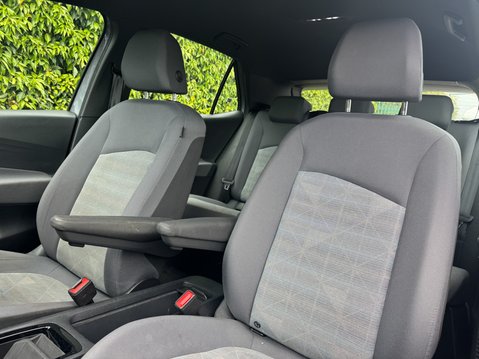 Volkswagen ID.3 (Sold) Pro Performance 58kWh Life Hatchback 5dr Electric Auto (204 ps) 10
