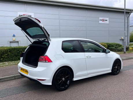 Volkswagen Golf 1.4 TSI BlueMotion Tech ACT R-Line Euro 6 (s/s) 3dr 37
