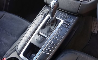 Porsche Macan GTS 20