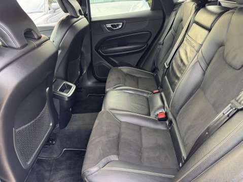 Volvo XC60 2.0 D4 R-Design Auto AWD Euro 6 (s/s) 5dr 55