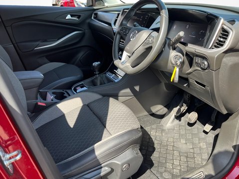 Vauxhall Grandland 1.2 Turbo SRi 5dr 18