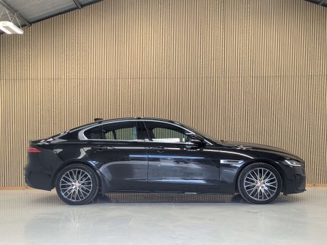 Jaguar XE 2.0 XE R-Dynamic S D Auto 4dr 14