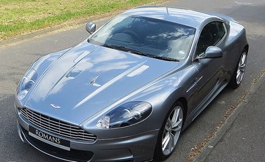 Aston Martin DBS 8