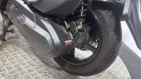 Direct Bikes Daytona 125 VENOM 2024 23K RUNNING MAXI SCOOTER PROJECT BIKE 125CC 12