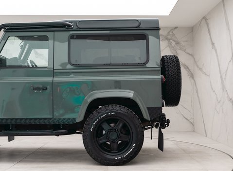 Land Rover Defender 90 XS Twisted T60 29
