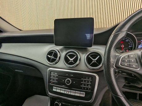 Mercedes-Benz GLA 1.6 GLA 180 Urban Edition Auto 5dr 55