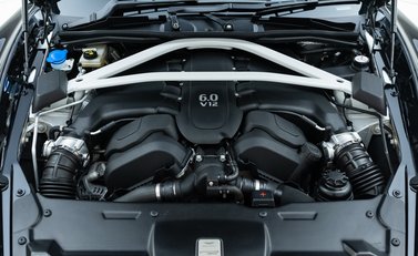 Aston Martin Vanquish S Ultimate 41