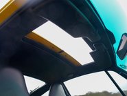 Porsche 911 CARRERA 4 12